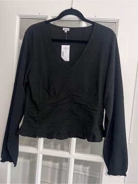 Black V-Neck Ruffled Waist Long Sleeve Blouse